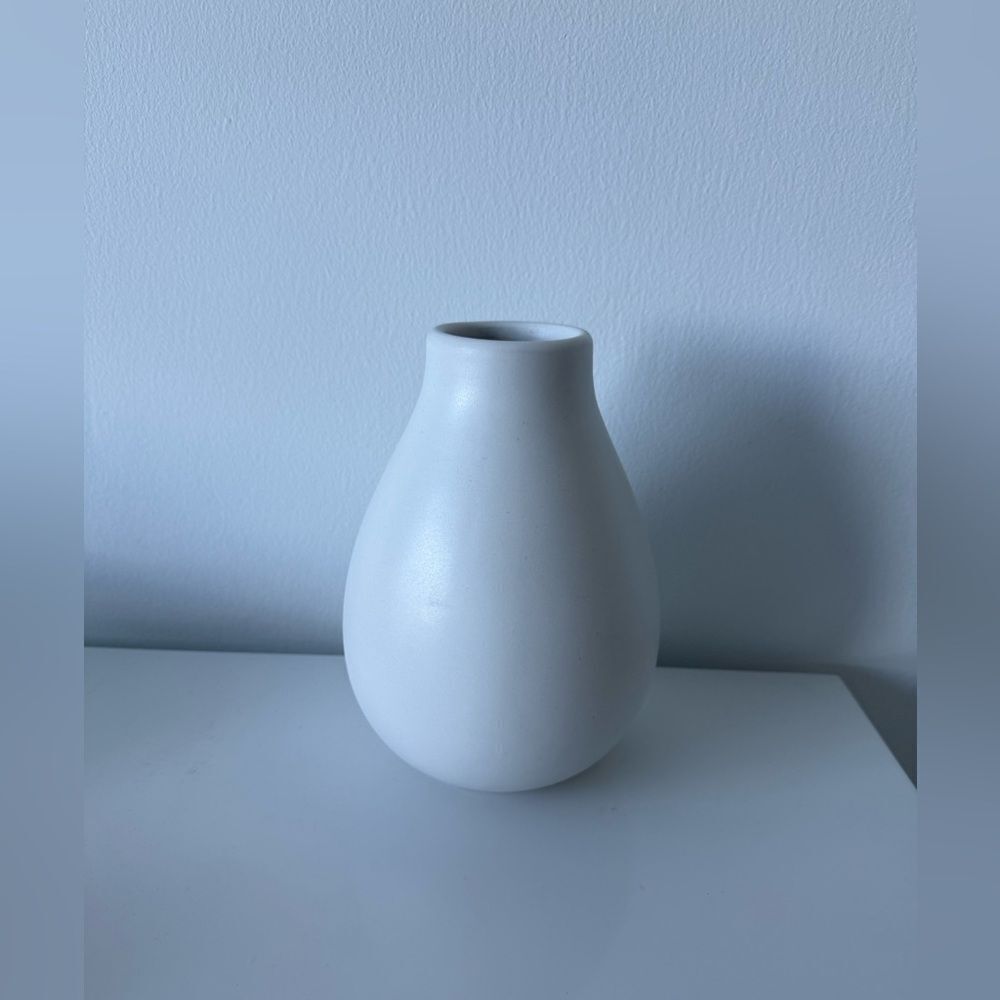 West Elm Vase Ivory New